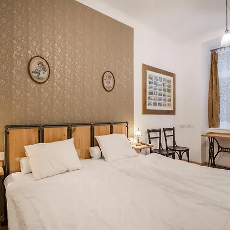 Bpr Kiraly Street Nest With A/c Appartement Budapest