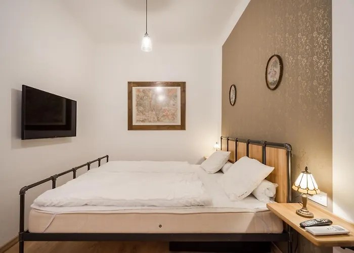 Bpr Kiraly Street Nest With A/c Lägenhet Budapest