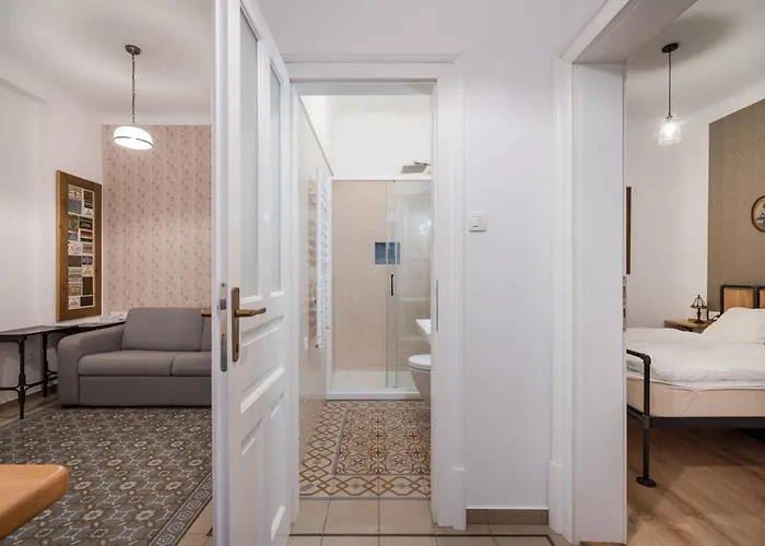 Bpr Kiraly Street Nest With A/c Apartament